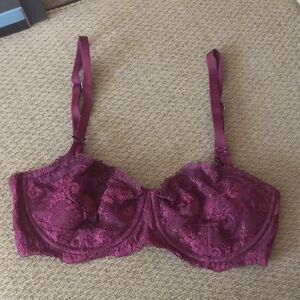 Victoria's Secret Dream Angels Push-Up Bra Size 34DD